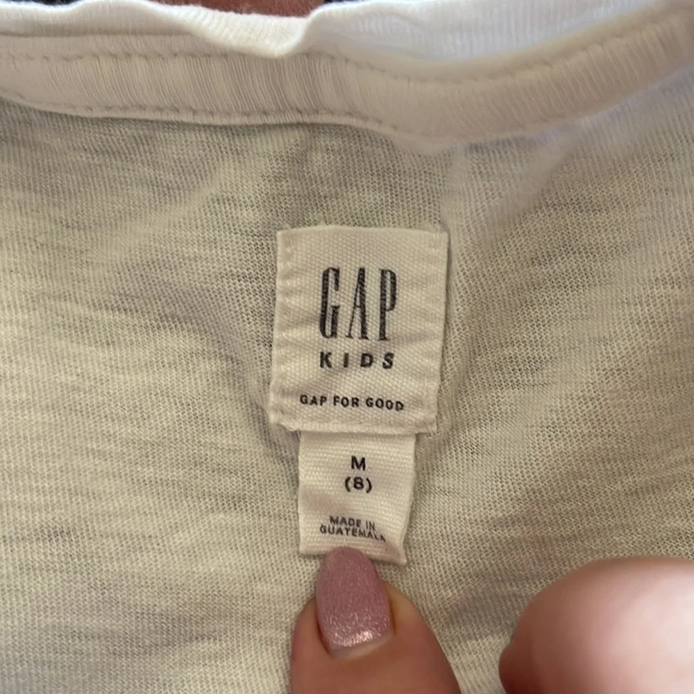 GAP cute white